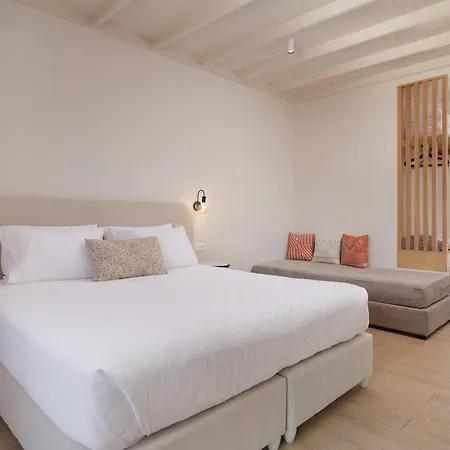 Dominoes Corfu 4*