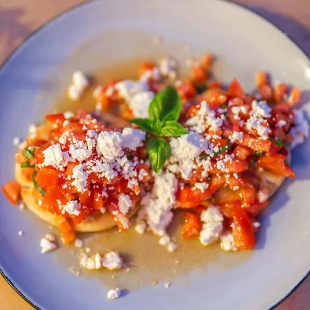 Dominoes Corfu 公寓式酒店