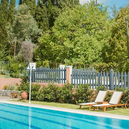 Hotel de apartamente Dominoes Corfu Ipsos