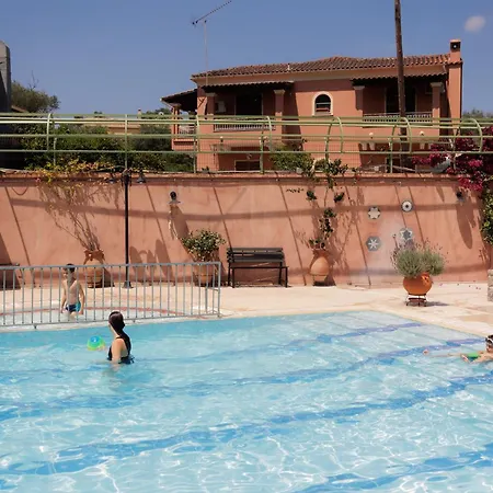 Dominoes Corfu Aparthotel 3*