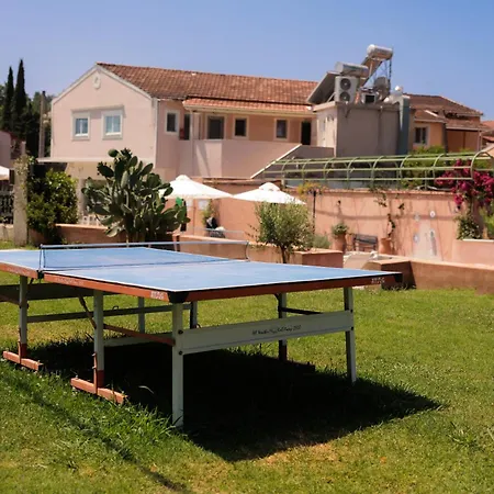 Dominoes Corfu Aparthotel 3*