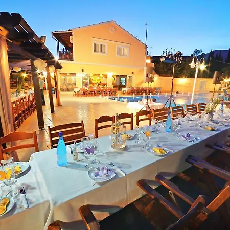 Dominoes Corfu 4* Ipsos