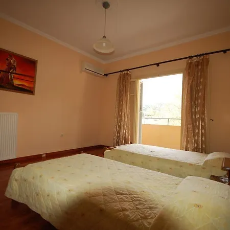 Dominoes Corfu Hotel de apartamente 4*