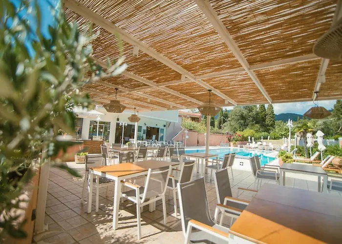 Appart hôtel Dominoes Corfu Ýpsos