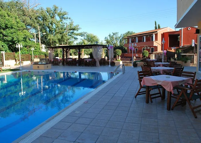 Appart hôtel Dominoes Corfu Ýpsos