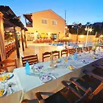Dominoes Corfu 4* Ípszosz
