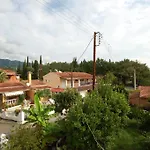 Dominoes Corfu Apartmanhotel