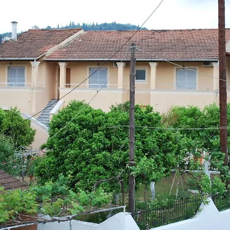 Dominoes Corfu Apart Otel Ipsos