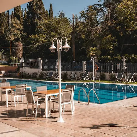 Dominoes Corfu Ýpsos