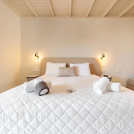 Dominoes Corfu Lejlighedshotel Ýpsos