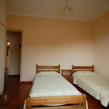 Dominoes Corfu Apartmanhotel