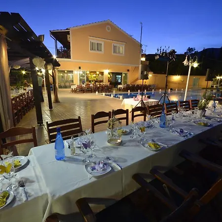 Apartmanhotel Dominoes Corfu 4*